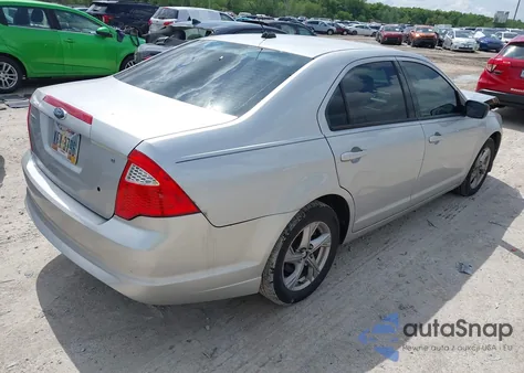 2010 Ford Fusion S z USA, uszkodzony, nr VIN 3FAHP0GA9AR216420